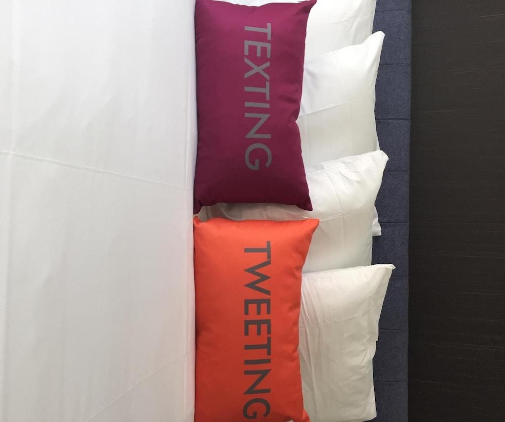 Lucent Hotel