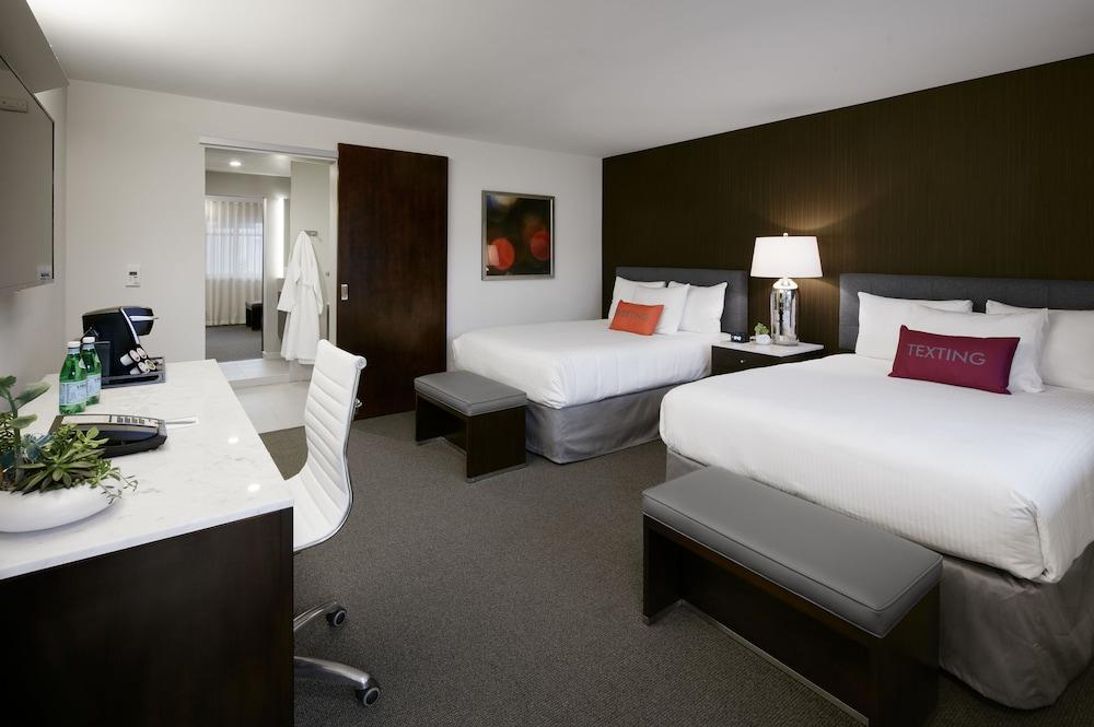 Lucent Hotel 3*