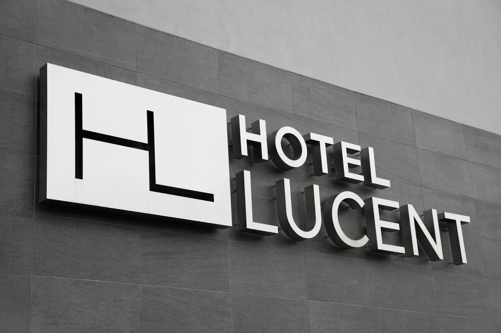 Lucent 3*