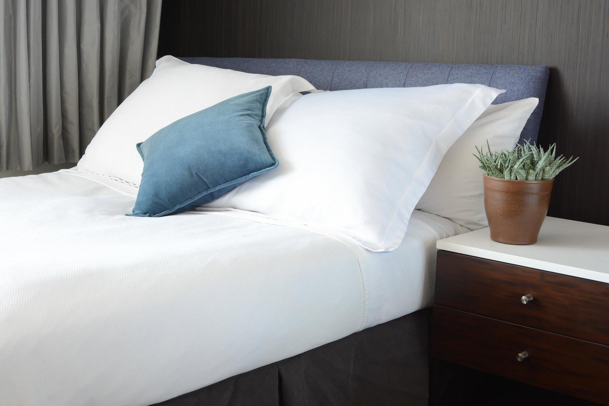 Lucent Hotel